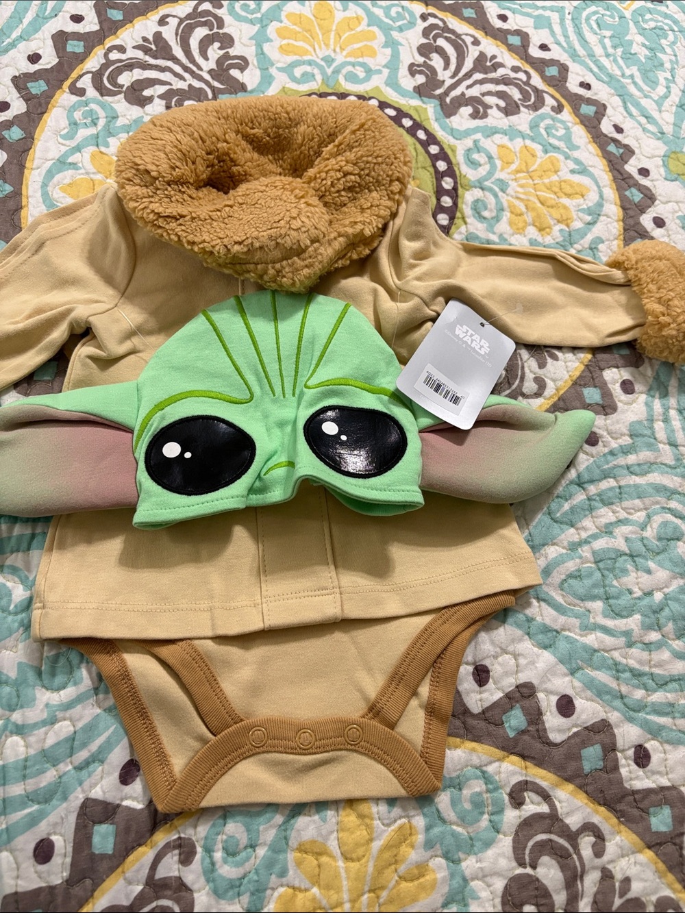 Disney Star Wars Baby Yoda Halloween costume 9-12 months NWT